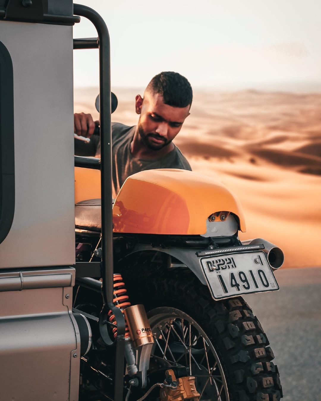 Land Rover Defender & Scrambler - Motorcycle Tie Downs